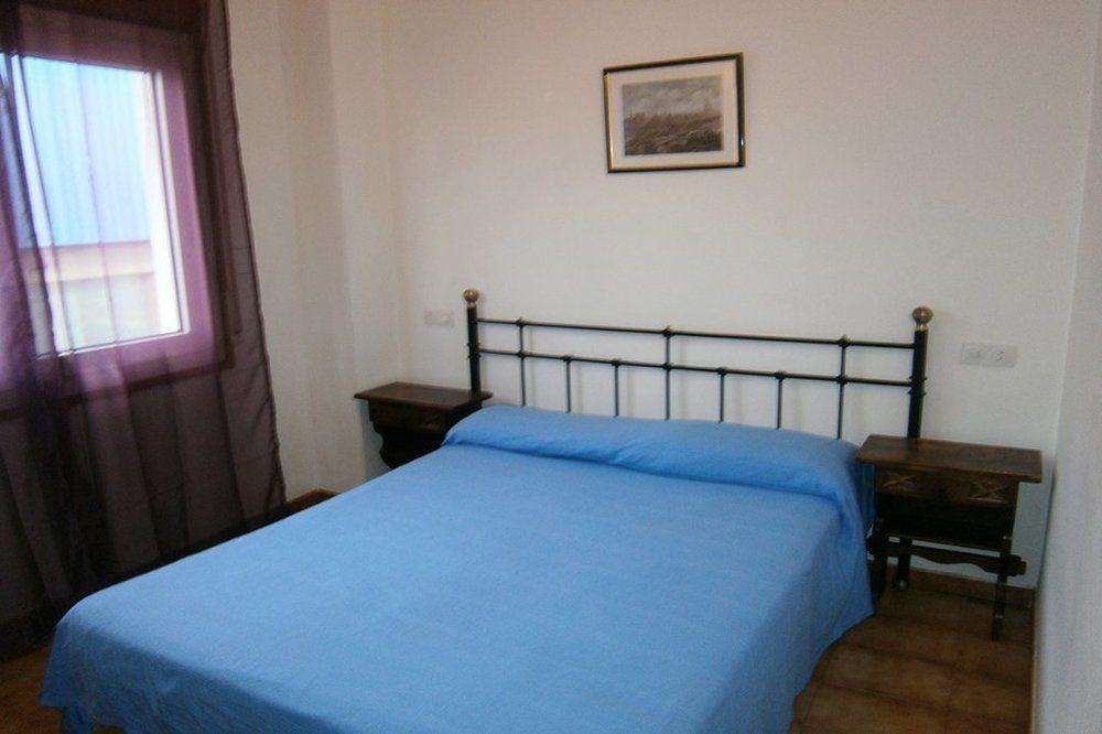 Hostal Don Pepe Figueres (Girona) Exterior foto